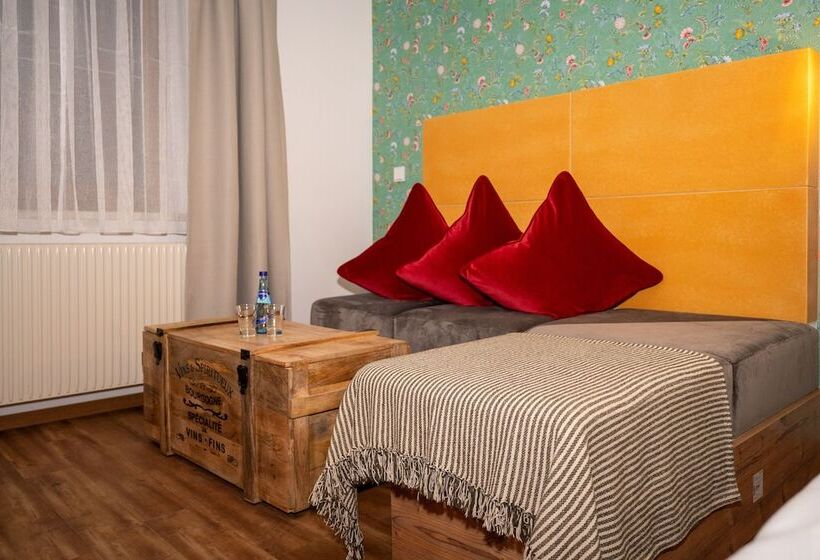 Семейный Номер, Krone Tirol