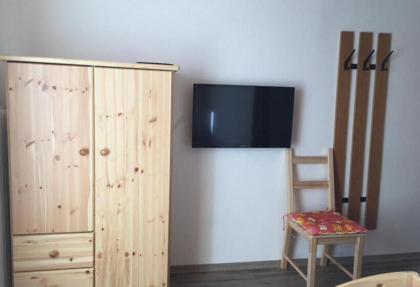 Номер Economy Индивидуальный, Pension & Apartments Waldkrieber