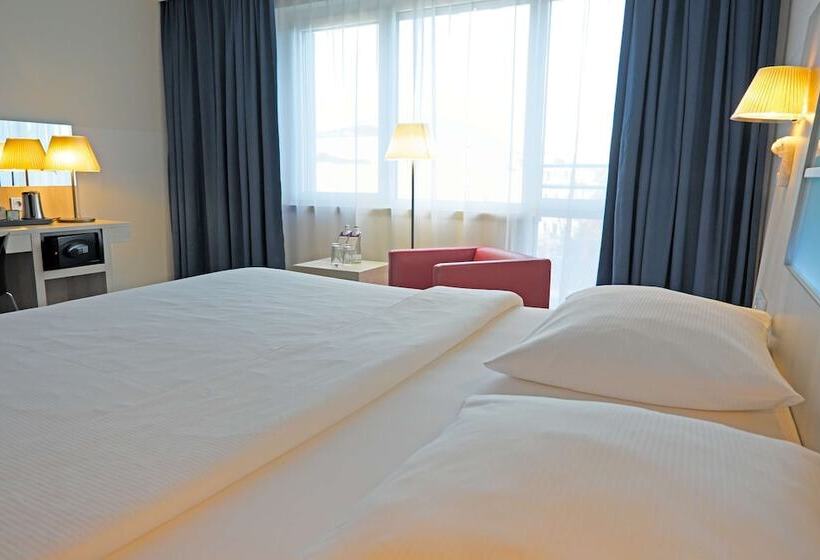 Номер Стандарт, Park Inn By Radisson Linz