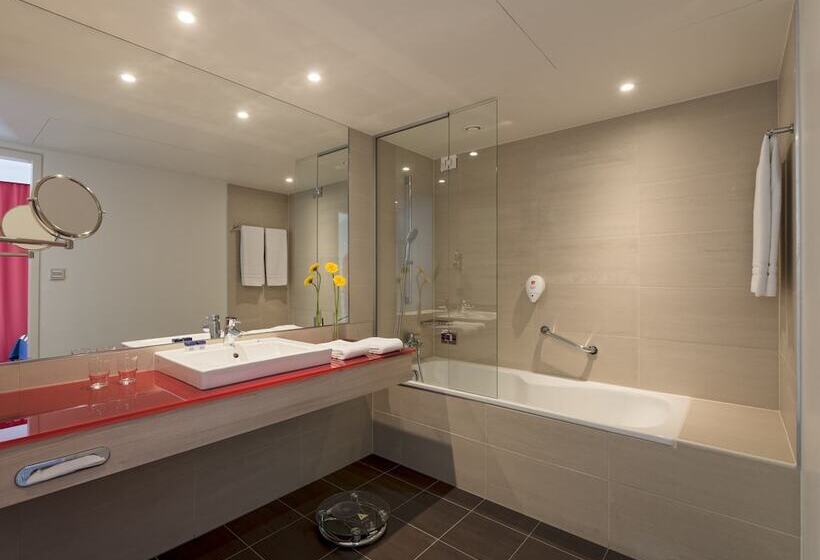 Полулюкс, Park Inn By Radisson Linz
