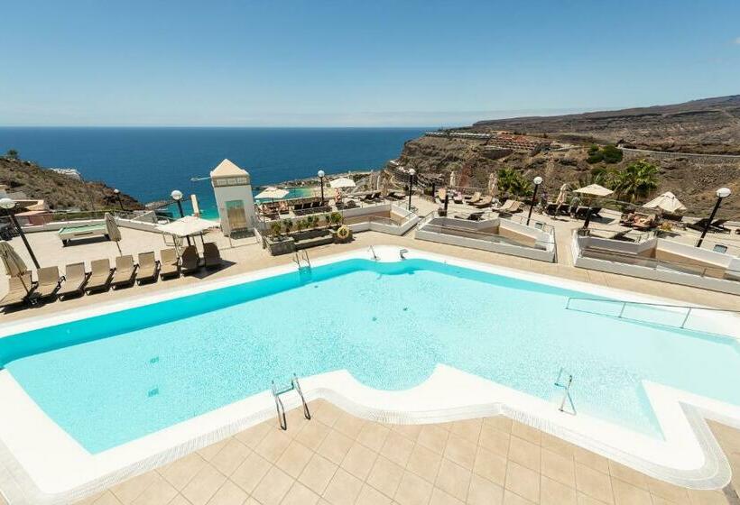 Студия Стандарт, Holiday Club Vista Amadores