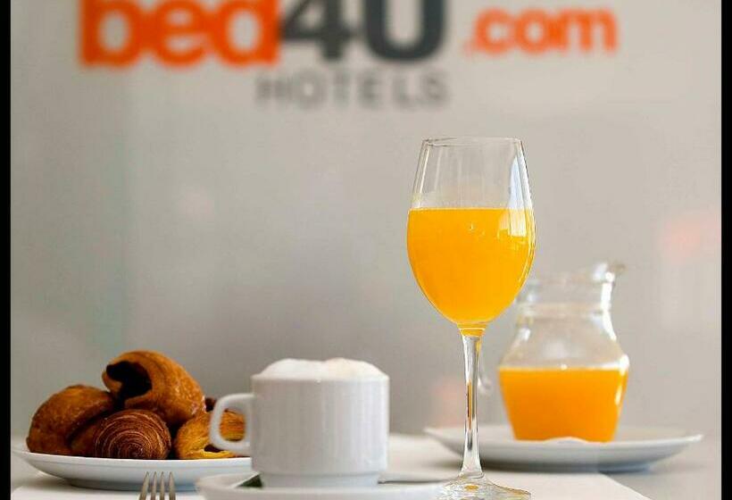 Номер Стандарт, Bed4u Pamplona