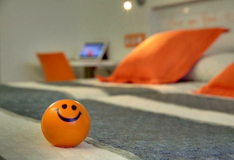 Семейный Номер, Bed4u Pamplona