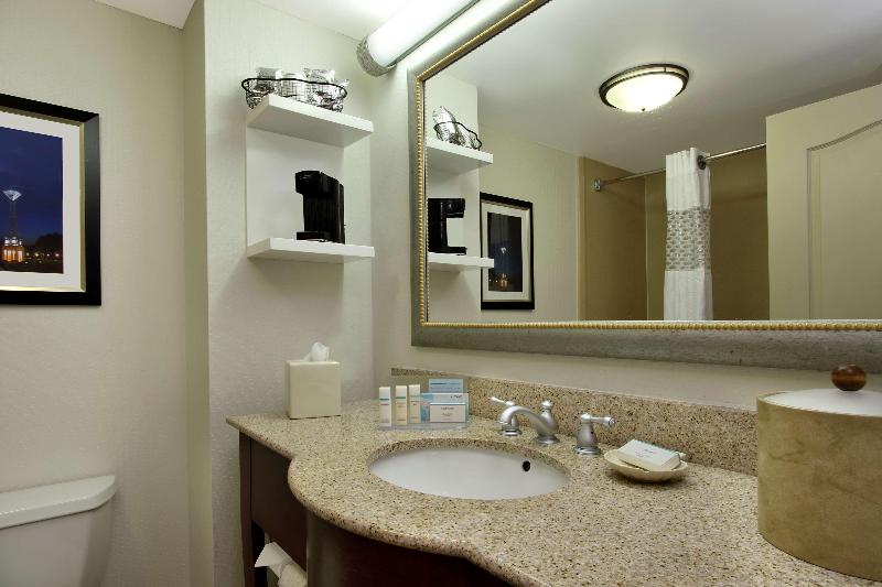 Стандартный Номер Кровать Кинг, Hampton Inn & Suites Florence Downtown