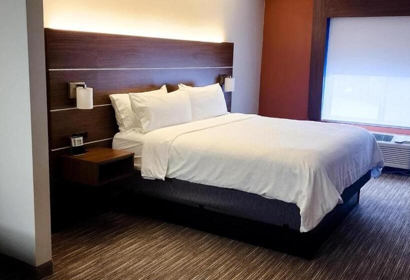 Люкс Кровать Кинг, Holiday Inn Express Hotel & Suites Chicago South Lansing, An Ihg