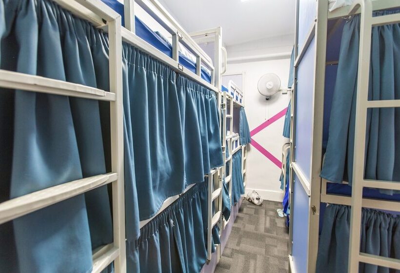 공동 객실, Smart Russell Square Hostel