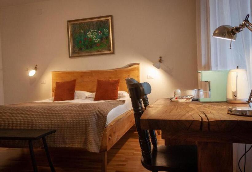 اتاق لوکس با تخت بزرگ, Elma Guesthouse