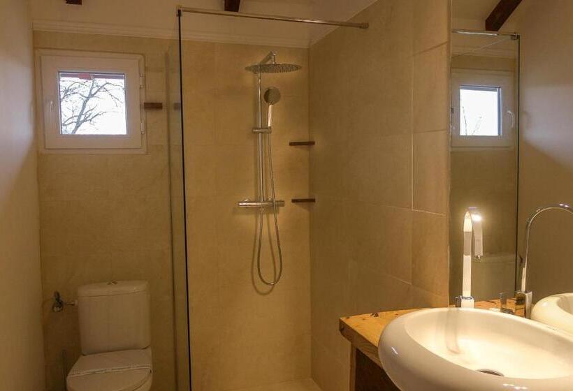 سوییت با چشمانداز باغ, Elma Guesthouse