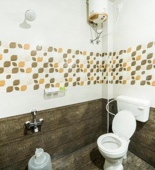 Family Suite, Jeyam Residency