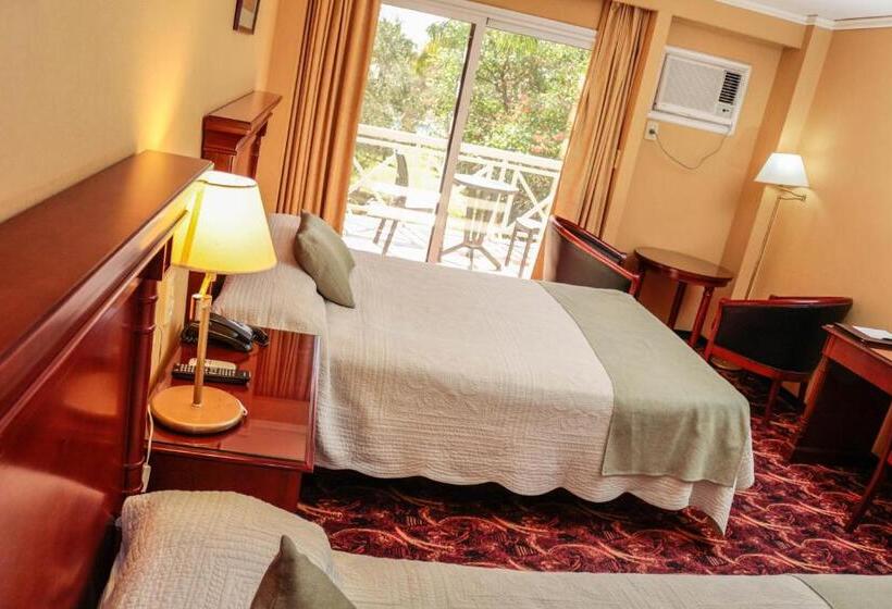 디럭스 룸, Condado Hotel Casino Santo Tome