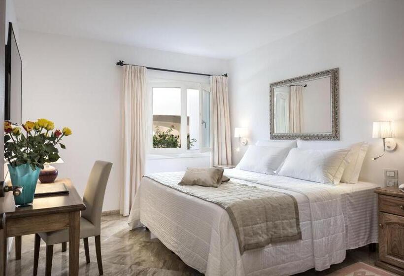 Люкс, La Rocca Resort & Spa