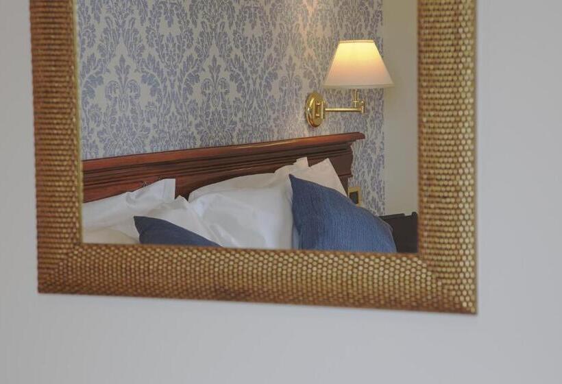 Номер Стандарт, Relais Villa Giuliana