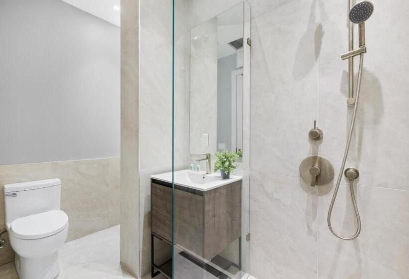 سوییت, Global Luxury Suites At The Arches
