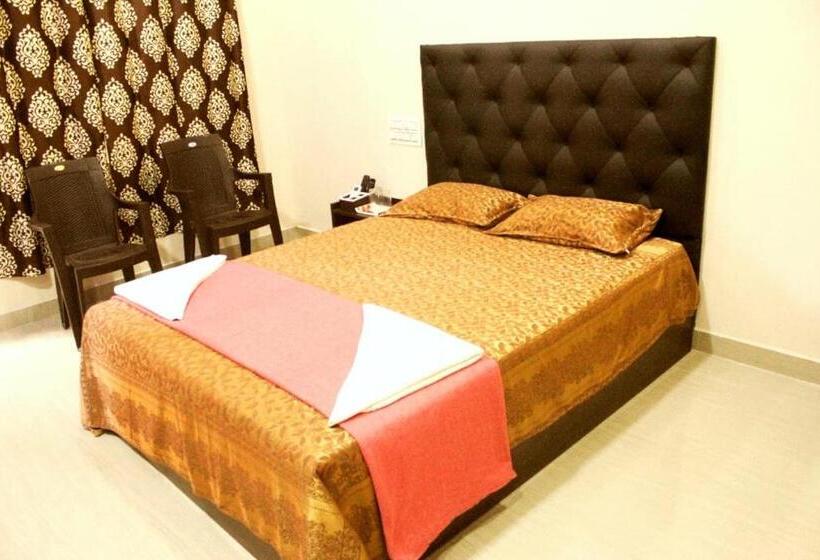 Номер Deluxe, Kumaran Residency