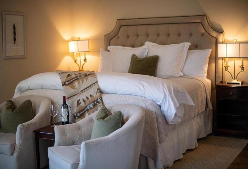 스탠다드 룸 킹사이즈 침대, The Greystone Inn