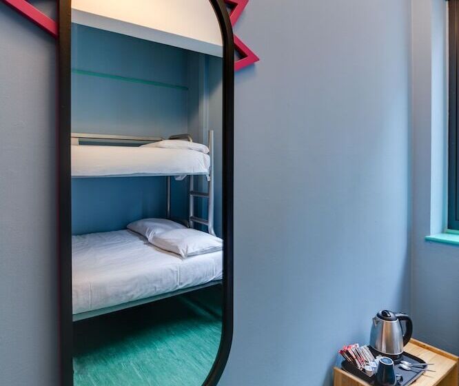 Ortak Banyolu Standart Oda, Clink 261 Hostel