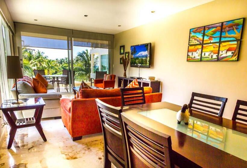 1 Schlafzimmer Apartment Poolblick, The Elements Oceanfront & Beachside Condo