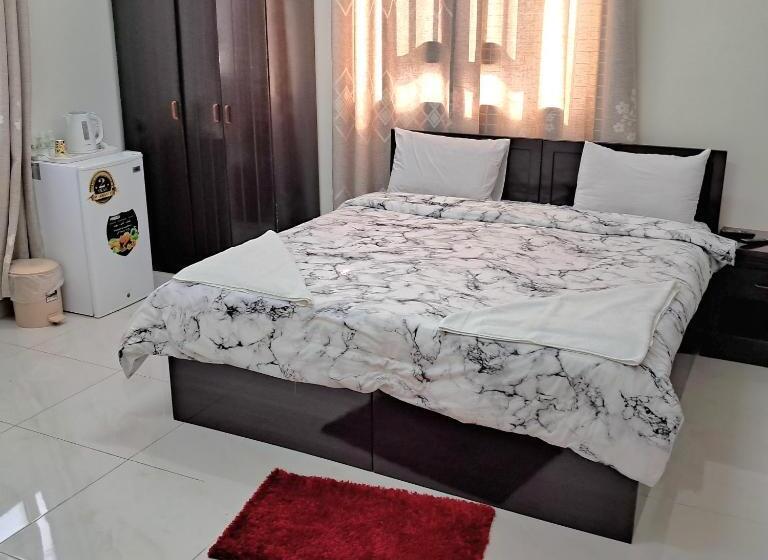 اتاق استاندارد یک نفره, Turtle Guest House