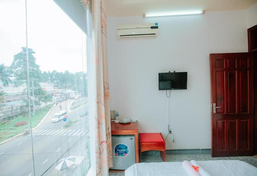 اتاق استاندارد یک نفره, Nhà Nghỉ Kim Lài   đối Diện Bệnh Viện Tỉnh Gia Lai  132 Tôn Thất Tùng