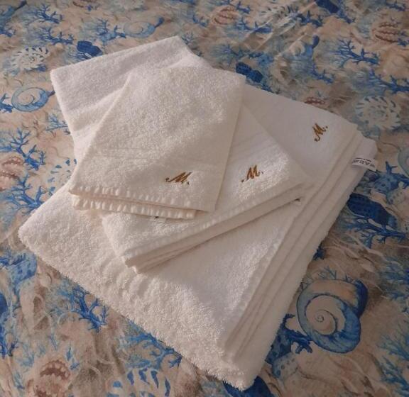 标准间带游泳池, Dimora Di Antonella B&b