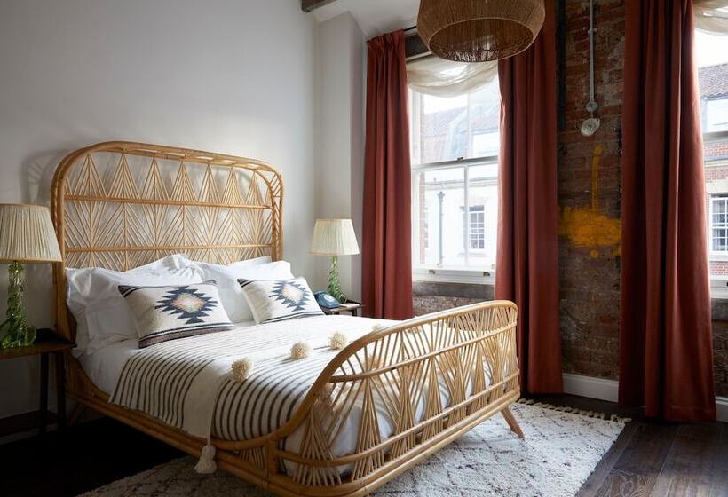 디럭스 룸, Artist Residence Bristol