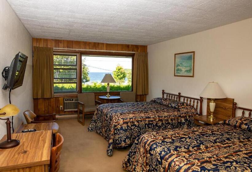 Номер Стандарт, Hillside Inn