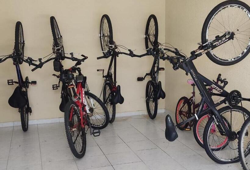 발코니가 있는 스위트, Pousada Casa Da Vovó   Sua Casa Pertinho Da Praia