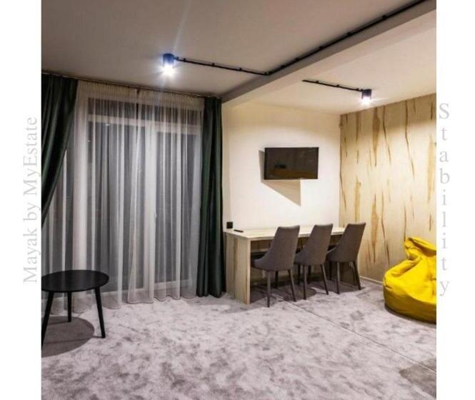 침실 1개 수피리어 아파트, Aparthotel Mayak Yablunytsia