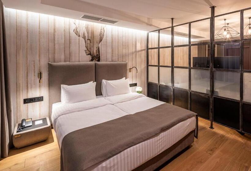 اتاق لوکس, Loft7
