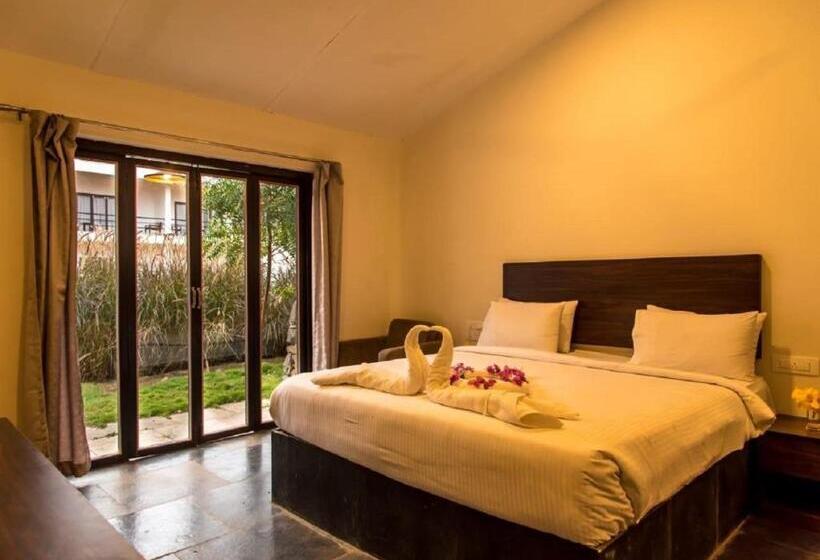 带阳台套房, Starling River Resort Dandeli