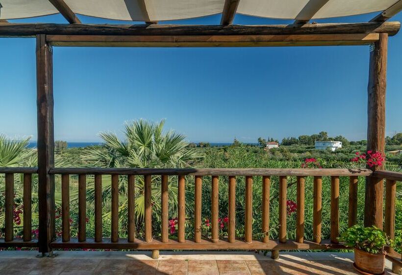 اتاق دوبلکس, Myrties Stone Houses   Ta Petrina