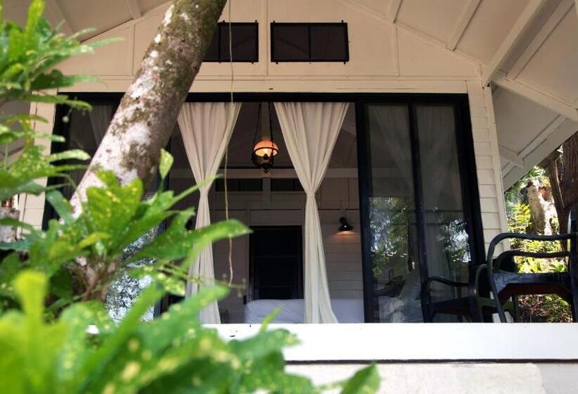 디럭스 룸, Barefoot Project Formerly Baan Klong Kleng