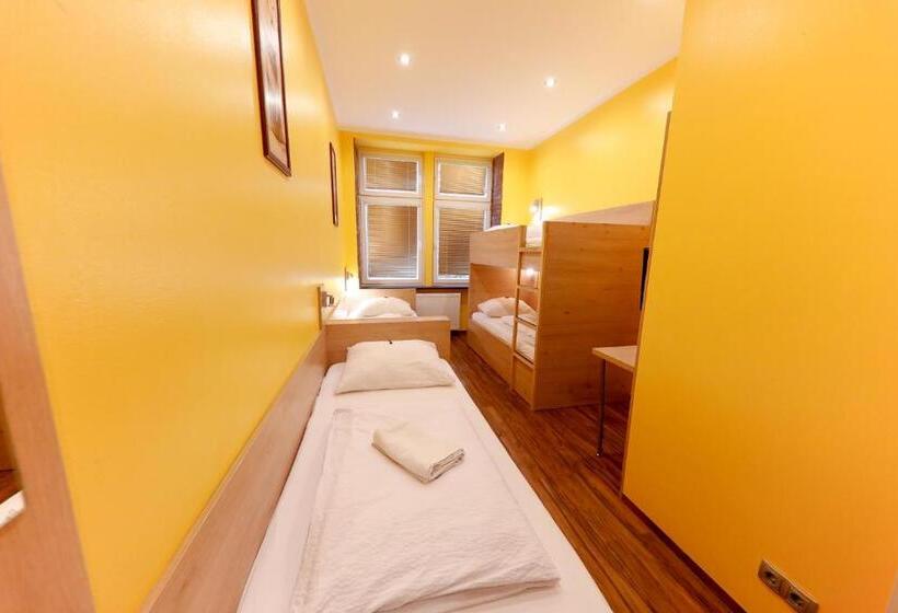 四人标准间, Do Step Inn Home   Hotel & Hostel