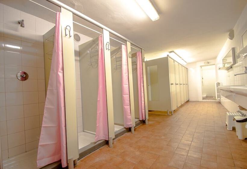 共用房间的床, Hostel Santa Monaca