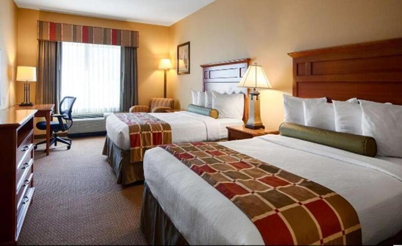 Номер Стандарт Адаптированный для Инвалидов, Best Western Plus University Park Inn & Suites