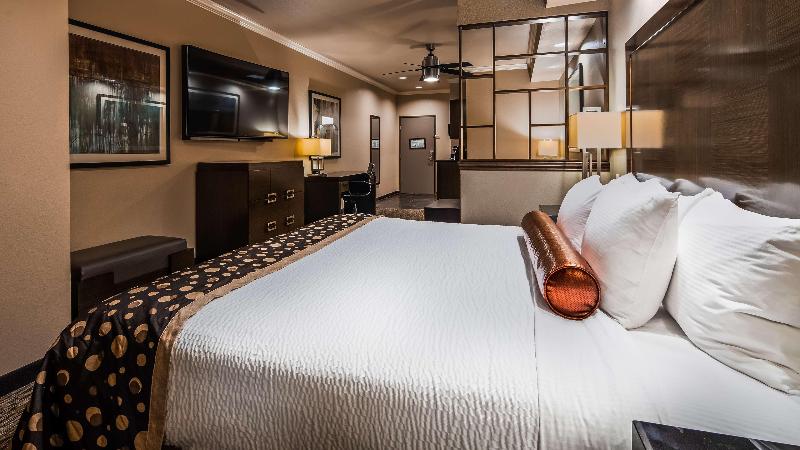 Стандартный Номер Кровать Кинг, Best Western Premier Crown Chase Inn & Suites