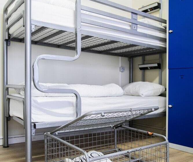 Номер Стандарт, St Christopher S Inn Hostel At The Bauhaus