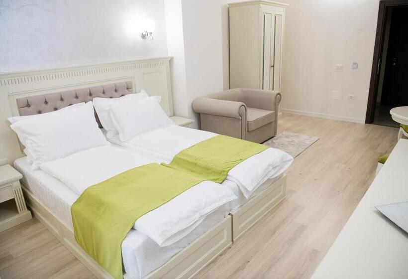 اتاق سوپریور با تخت بزرگ, Imperial Hotel&spa   Baile Olanesti