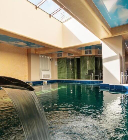 اتاق سوپریور با تخت بزرگ, Imperial Hotel&spa   Baile Olanesti