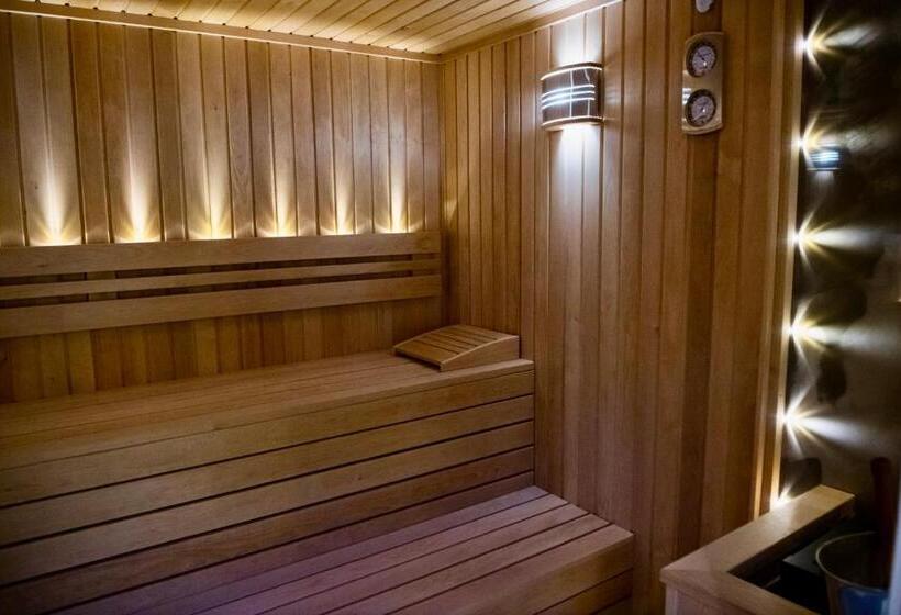 اتاق سوپریور با تخت بزرگ, Imperial Hotel&spa   Baile Olanesti