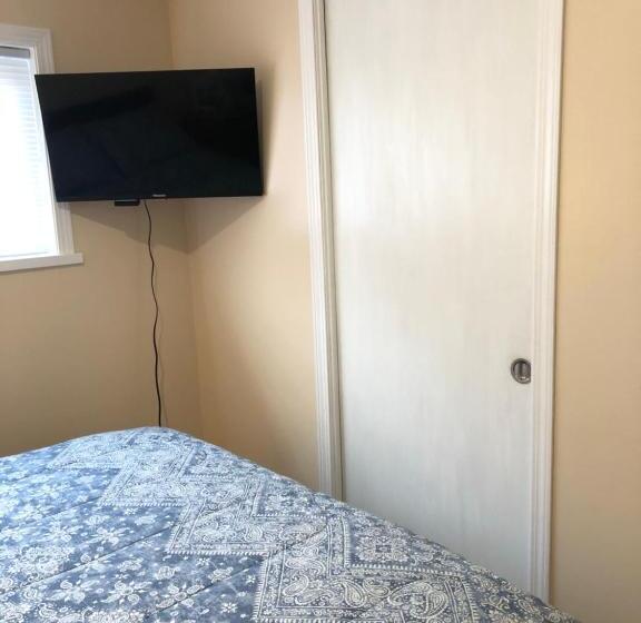 标准间, Shady Willow Guest House   For Tourists & Travellers Only, No Locals, Private Small Compact Rooms Wi