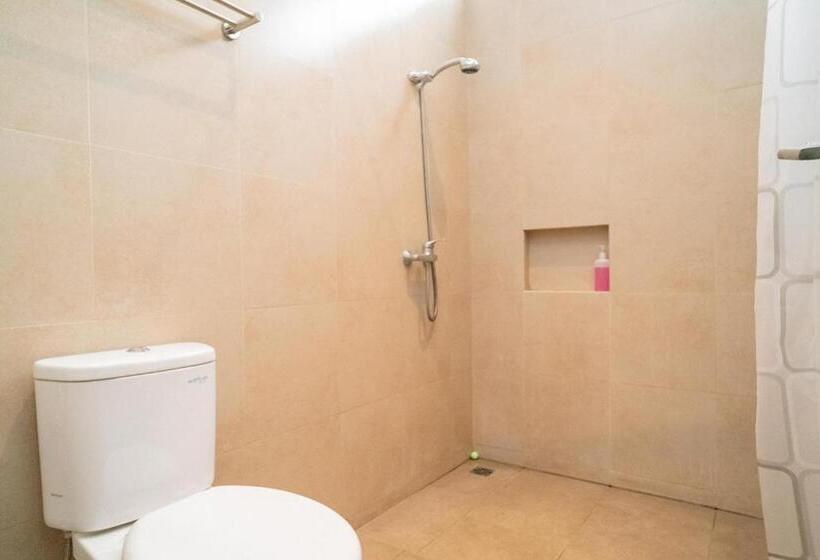 اتاق لوکس, Three J Residence 2