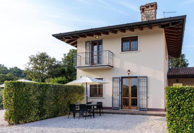 Апартаменты 2 Спальни, Il Casale Lonato   By Host4u