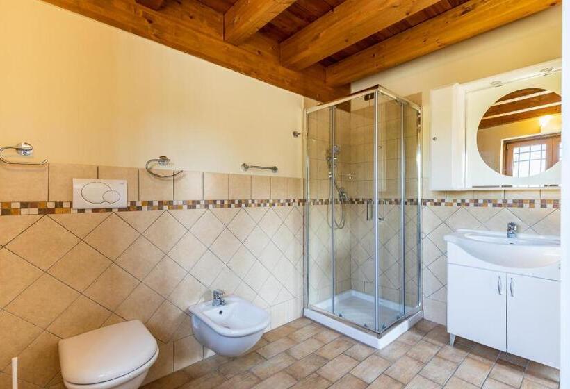 Апартаменты 1 Спальня Вид на Бассейн, Il Casale Lonato   By Host4u