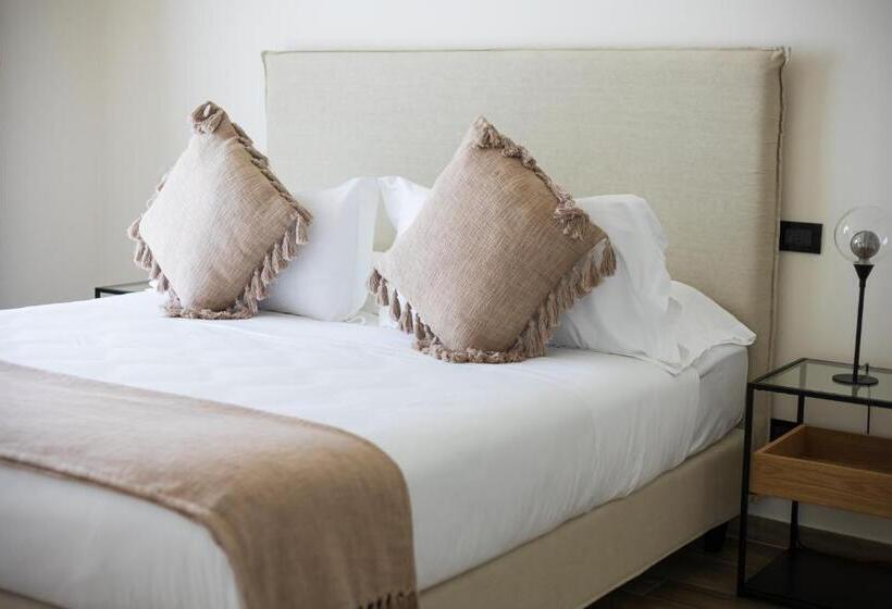 Полулюкс Одноместный с Террасой, Casabianca Resort