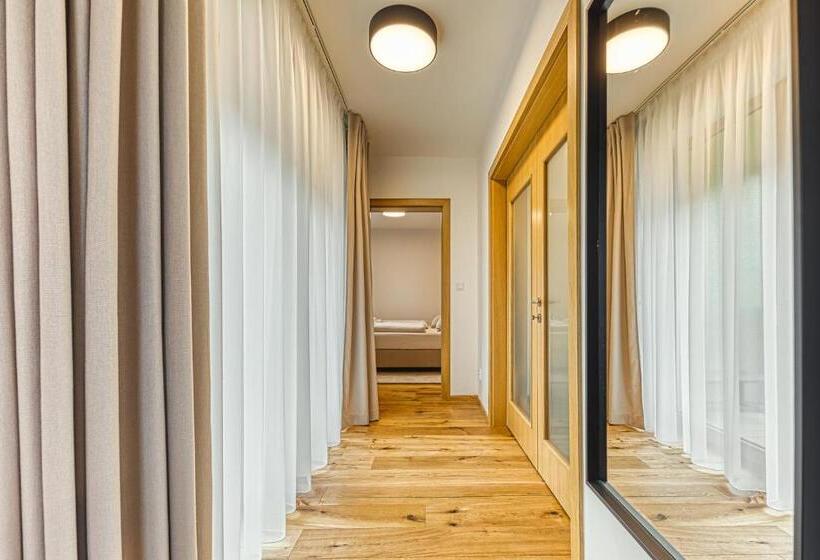 バルコニー付き１ベッドルームアパートメント, Apartmány Filipovice