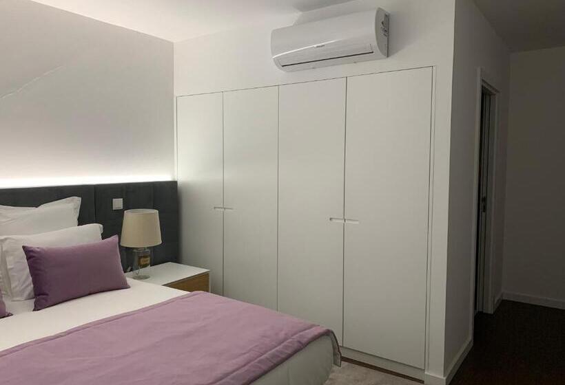 Deluxe room with river view, Pharmacia Guesthouse