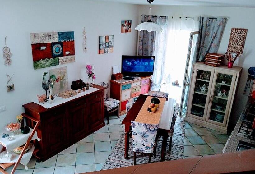 バルコニー付きスタンダードルーム, Vivere In Famiglia