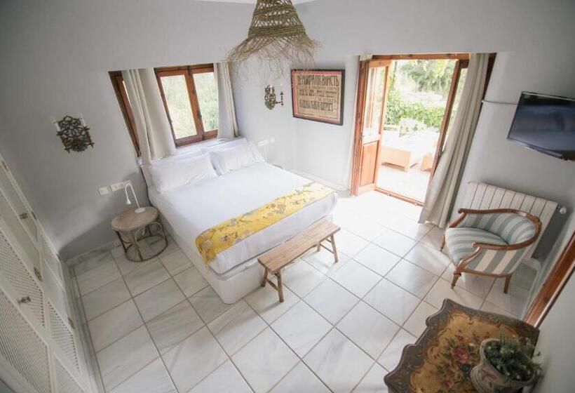 Номер Deluxe Вид на Море с Балконом, Villa Dora