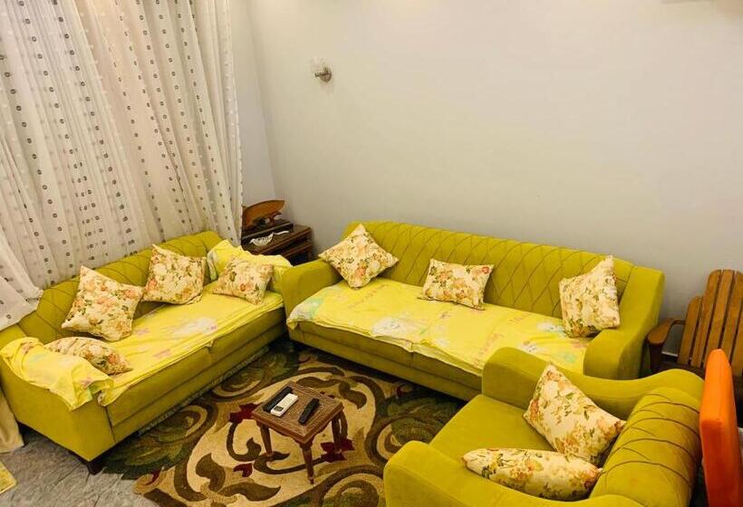 آپارتمان 1 خوابه با چشم‌انداز استخر, Chalet Stella Makadi Family Only